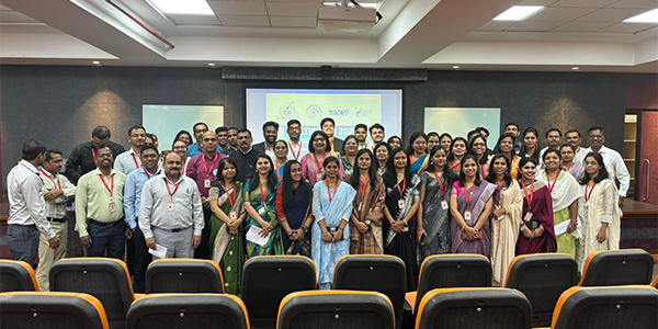 TCET Students gallery with Teachers and experts