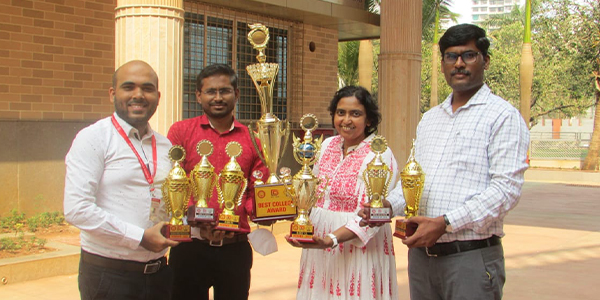 Best College Award - TCET Students gallery with Teachers and experts 