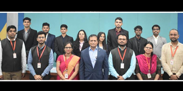 TCET Students gallery with Teachers and experts 