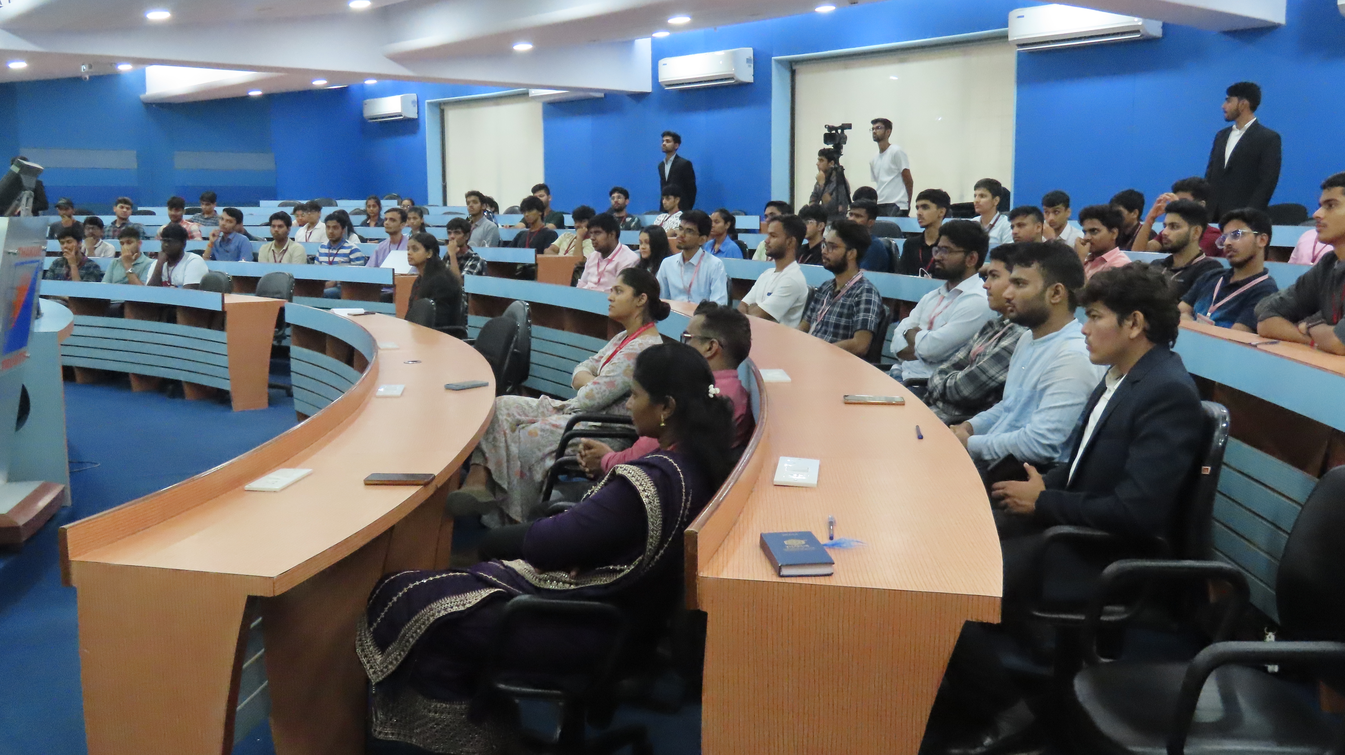 TCET Students gallery with Teachers and experts